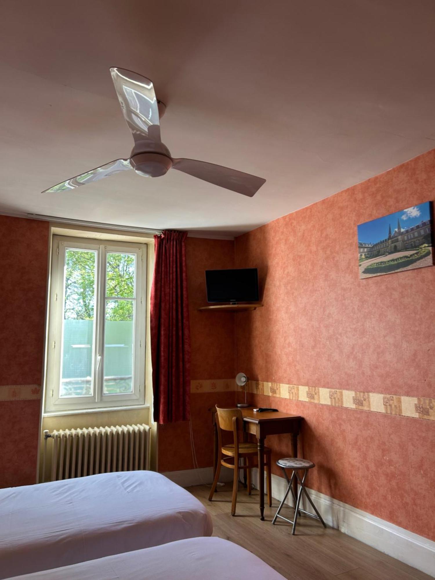 Hotel Des Ducs Nevers Eksteriør bilde